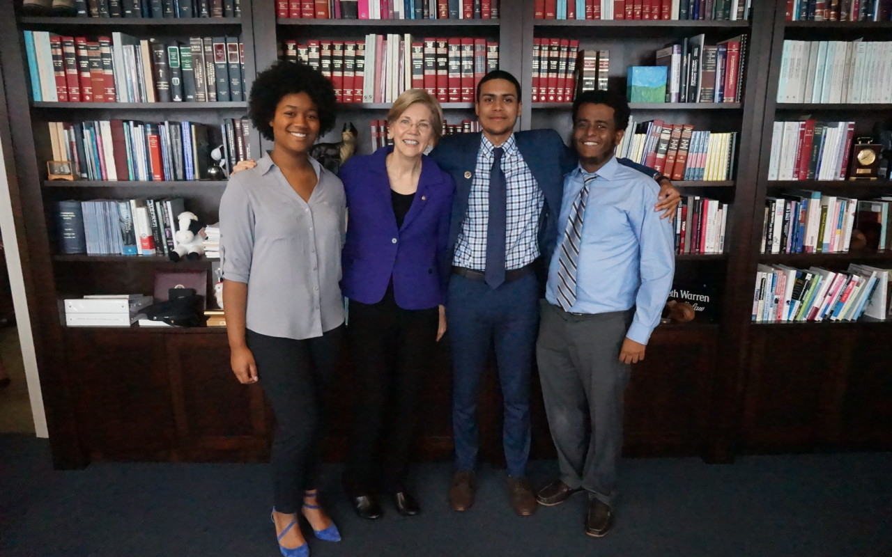 Senator Elizabeth Warren with Posse Scholar interns Tanisha DeLeon, Luis Morales and Uriel Girma. Senator Warren's office is a Posse Career Program partner.